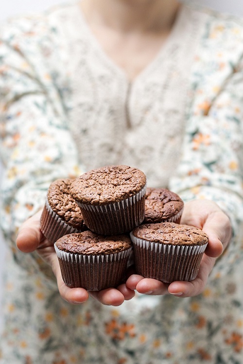 Samples offered as a way to promote at low or zero cost